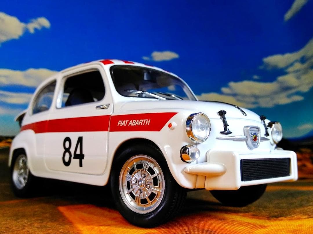 1/18 ソリド　フィアット アバルト 850　1961年