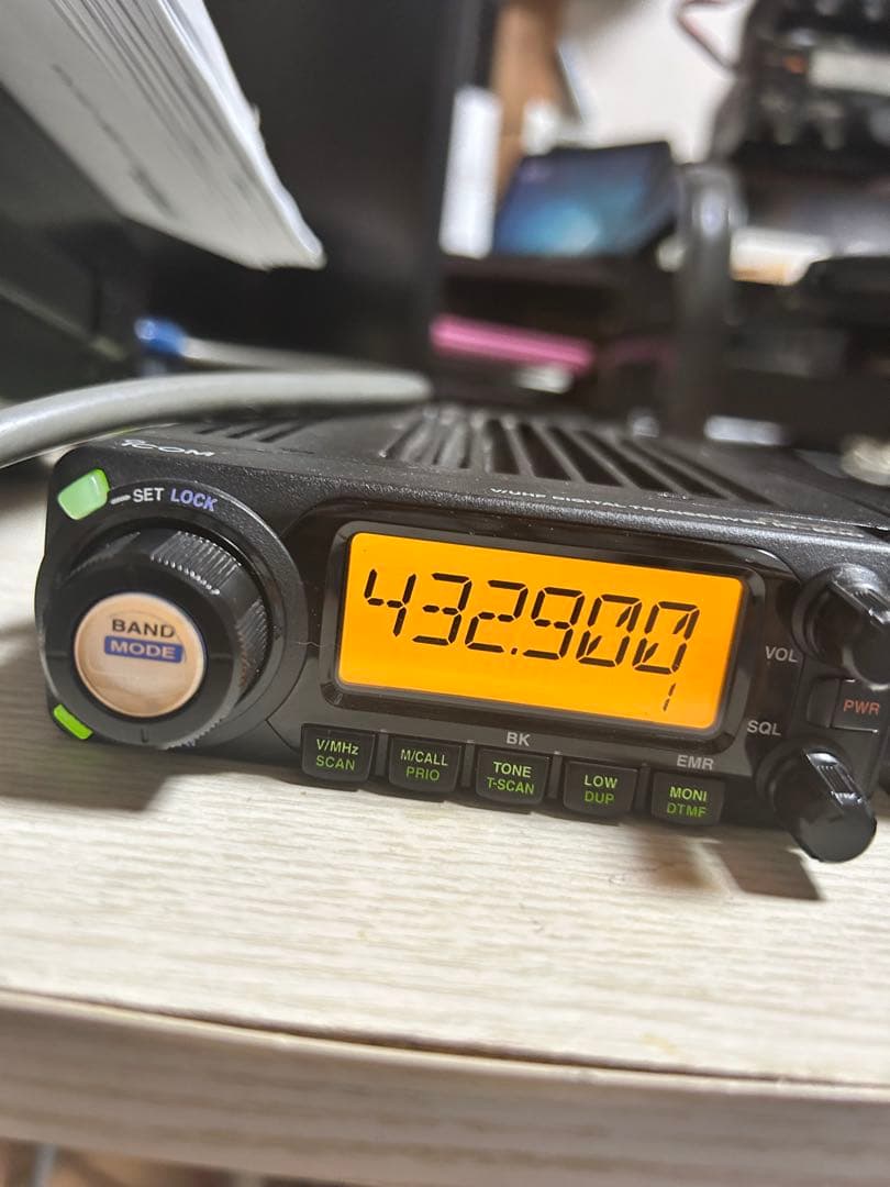 ICOM ID-800 d.50w機中古。ジャンク扱い。