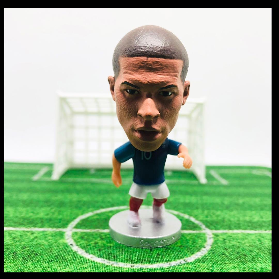 (りゅう)フィギュアセット　新品