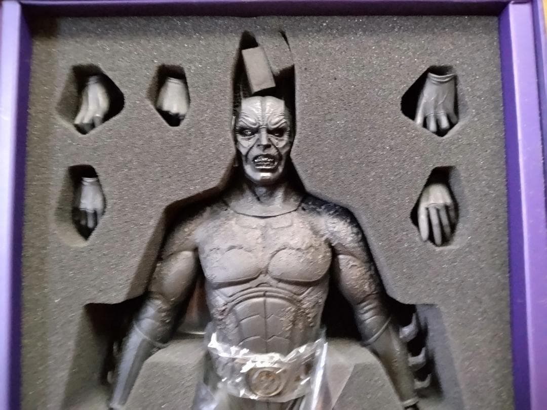 ホットトイズ『バットマン ビギンズ』 鬼バットマン＆スケアクロウ