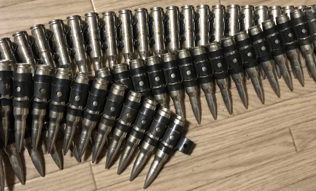 弾丸ベルト ガンベル マシンガン punk crust