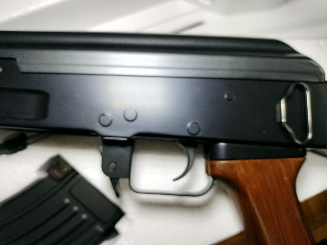 マルイ AK47 電動ガン 別マガジン、マウント付き18歳以上　スタンダード