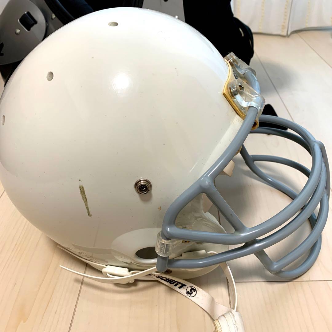 アメフトグッズまとめ売り（ヘルメット、ショルダー）