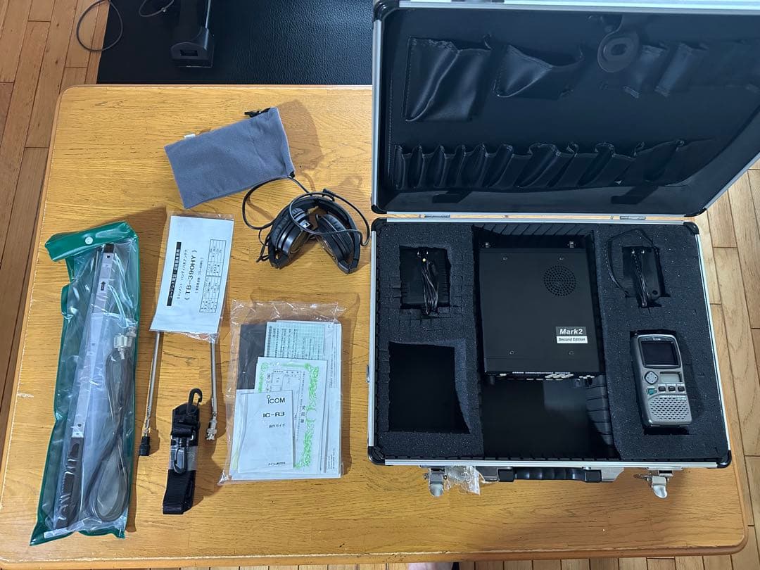 AR8600 コミュニケーション受信機他