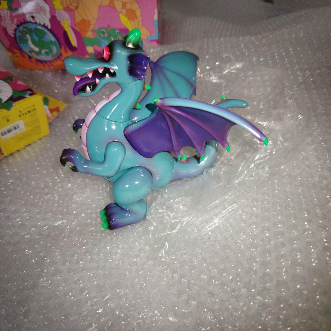 山崎若菜　ドラゴン　魔法使い　ソフビ