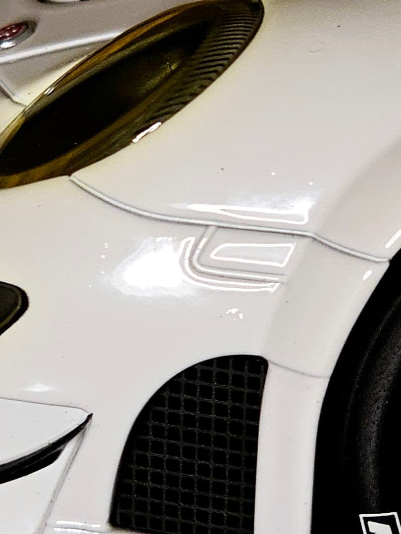 オートアート1/18ポルシェ911(997) GT3RSR 2010