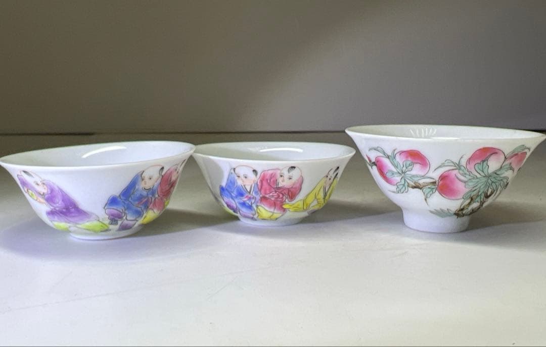中国美術　粉彩盃3客　口径6/6.4㎝　東Y8-0203①