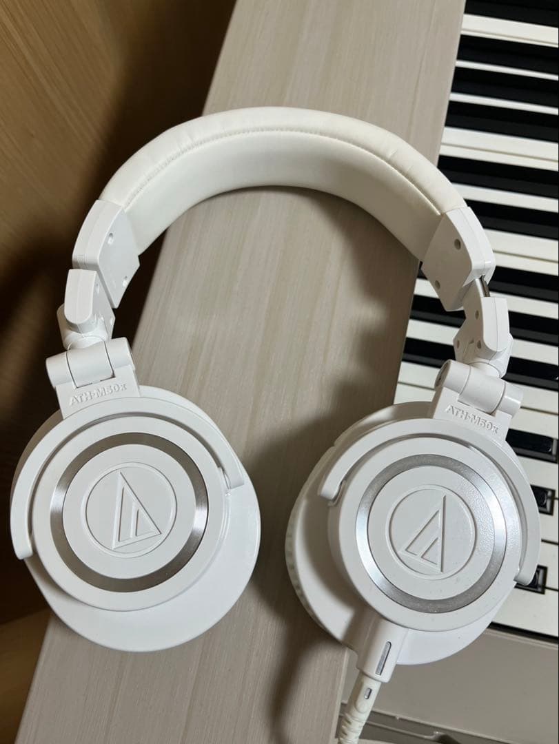 去年5月購入　電子ピアノ　casio ap-s200 88鍵盤　CELVIANO