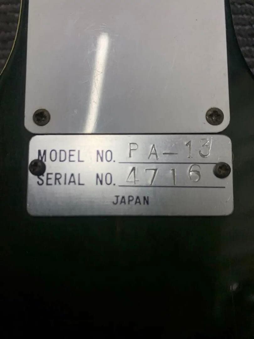 ビンテージ IDOL セミアコースティックギター