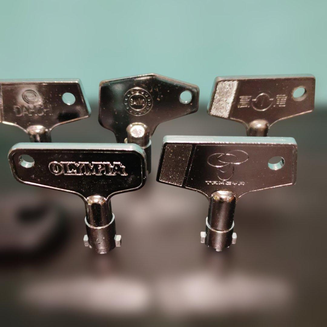 パチンコ　台鍵　ドアキー　18本　セット 未使用　長期保管品