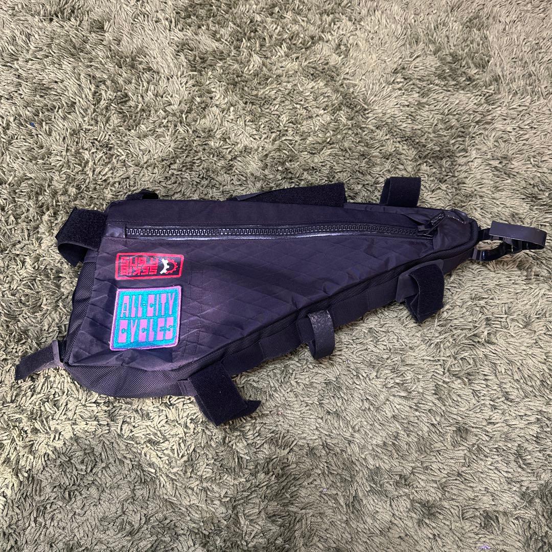 SURLY フレームバッグ 7インチ