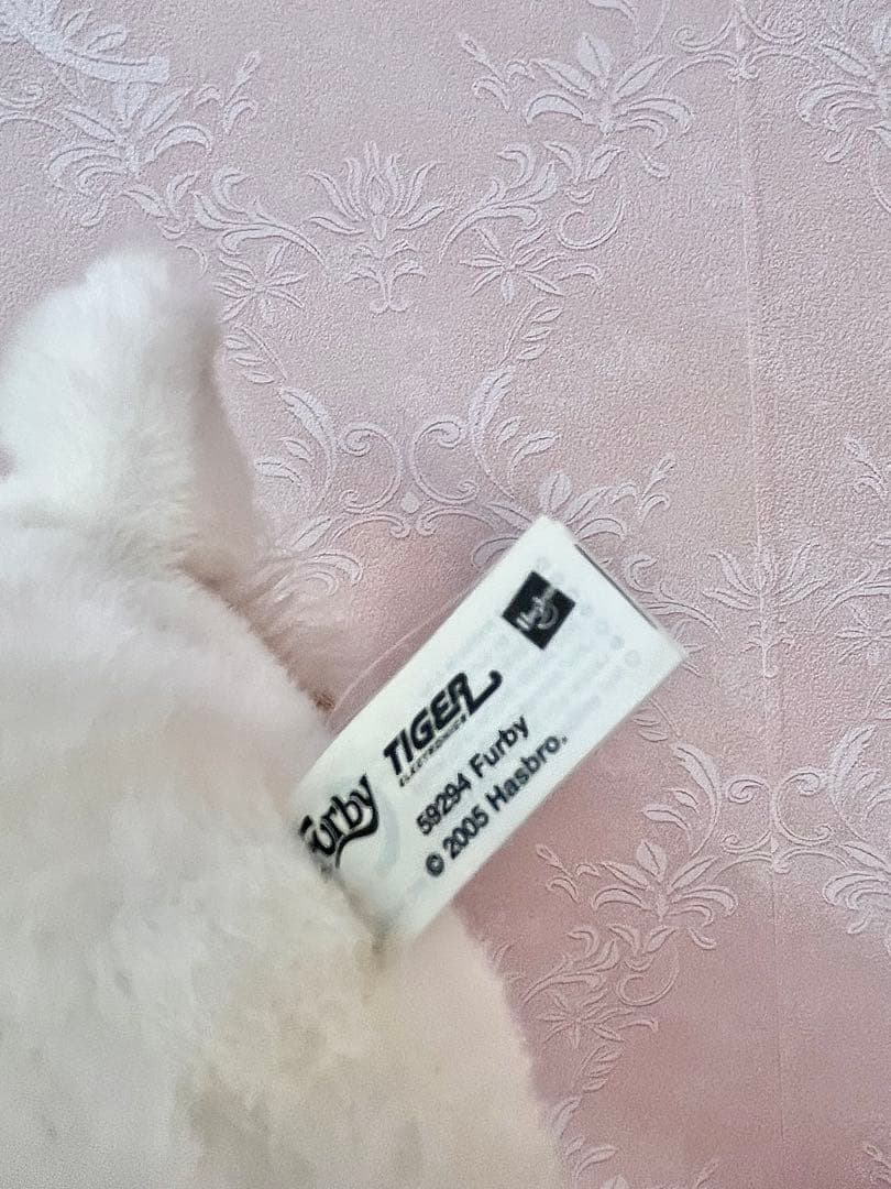 Furby 2（ファービー2）ドイツ語版　シュガースノー　ブルーアイ　可動品