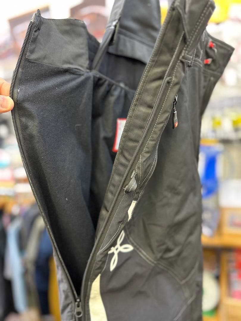 モンチュラ スキーパンツ サスペンダー付き