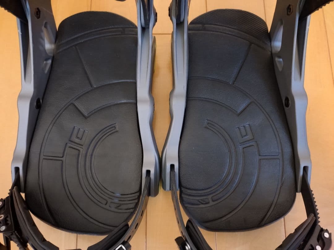 【訳あり】 スノーボード ビンディング NOW/ナウ BRIGADE Mサイズ