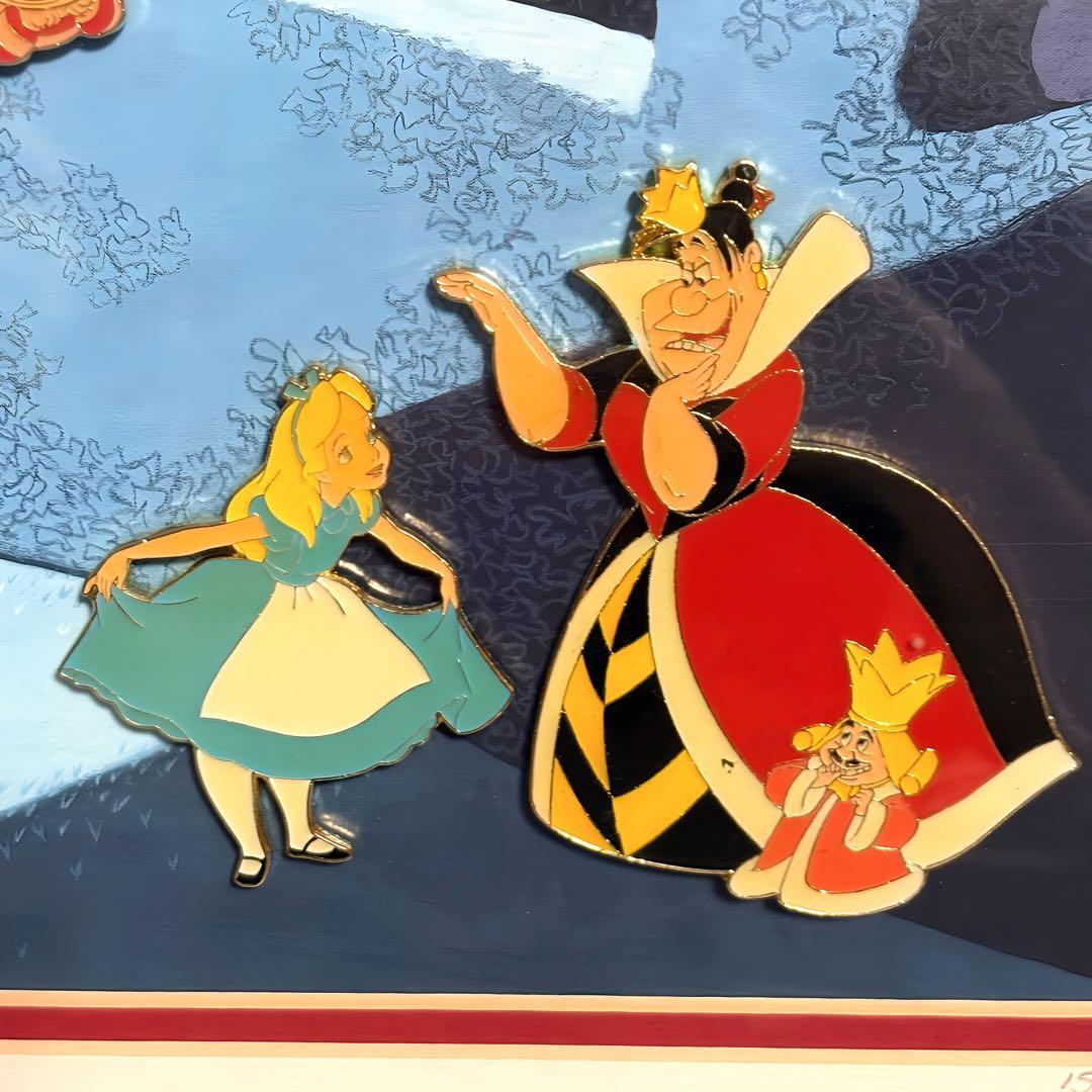 激レア‼︎ ディズニー　不思議の国のアリス　ピンバッジ　額装ピンセット　フレーム