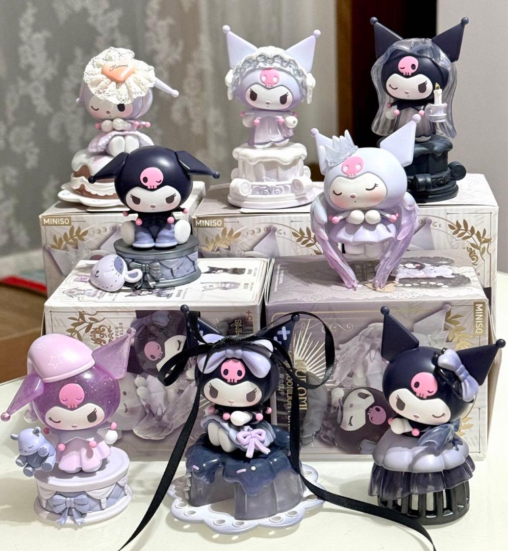 海外 MINISO サンリオ KUROMI MOON IN DAYLIGHT