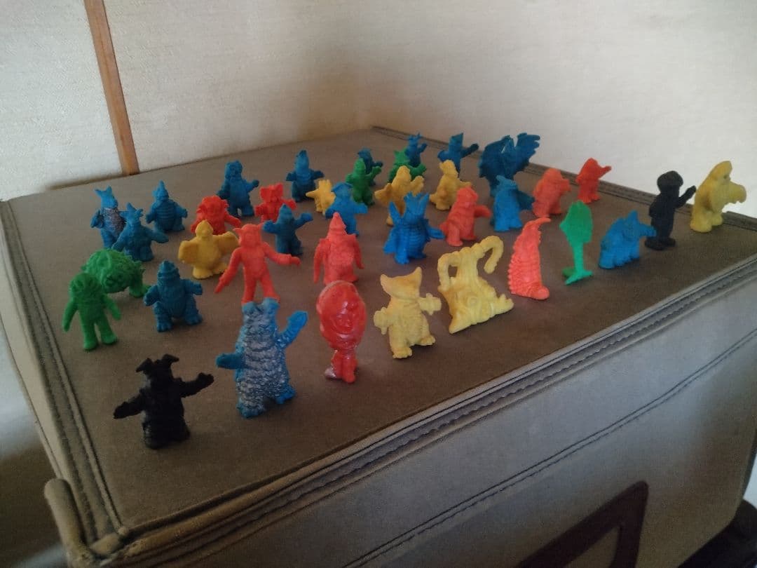 ウルトラマン消しゴム147体セット