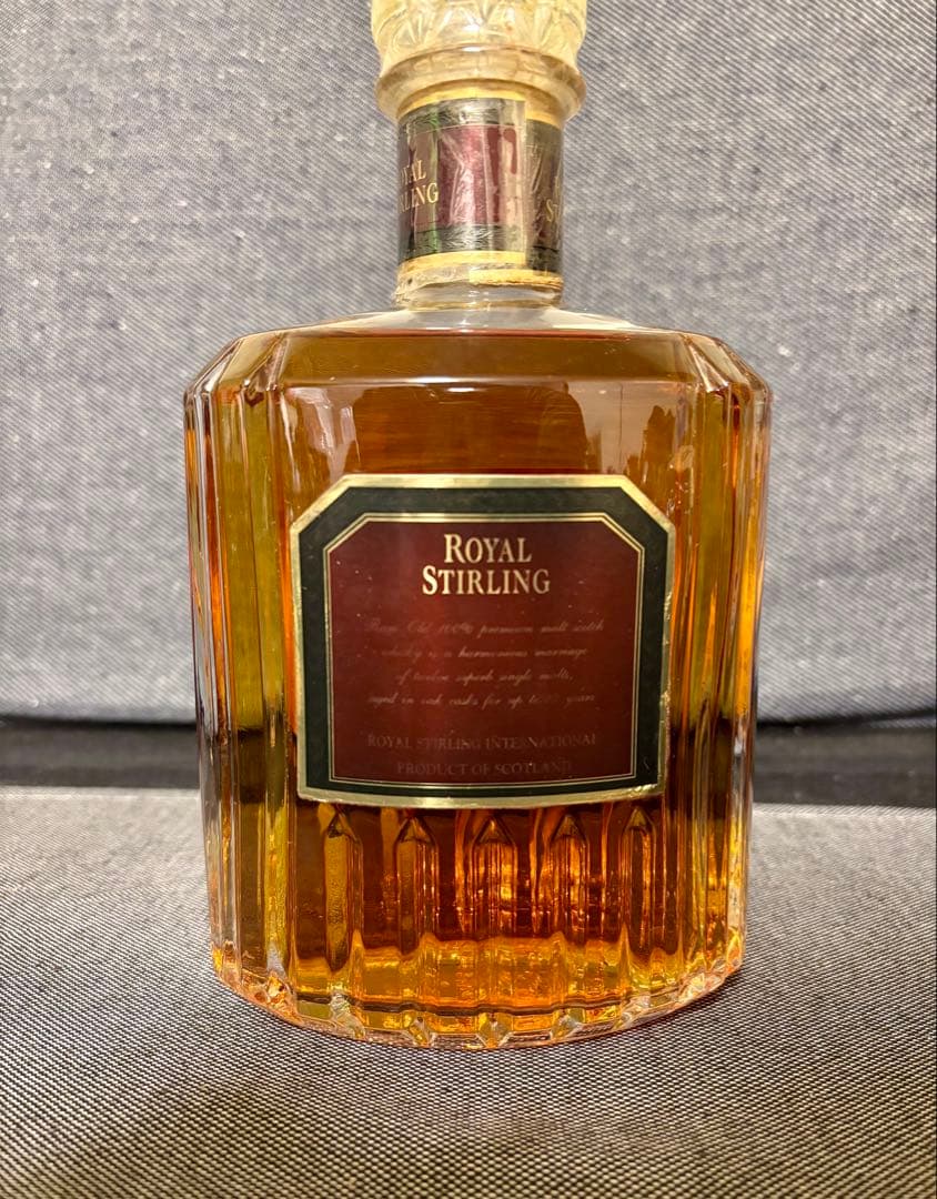 オールドパー特級　ロイヤルスターリングなど　ウイスキー古酒　3本セット　未開封