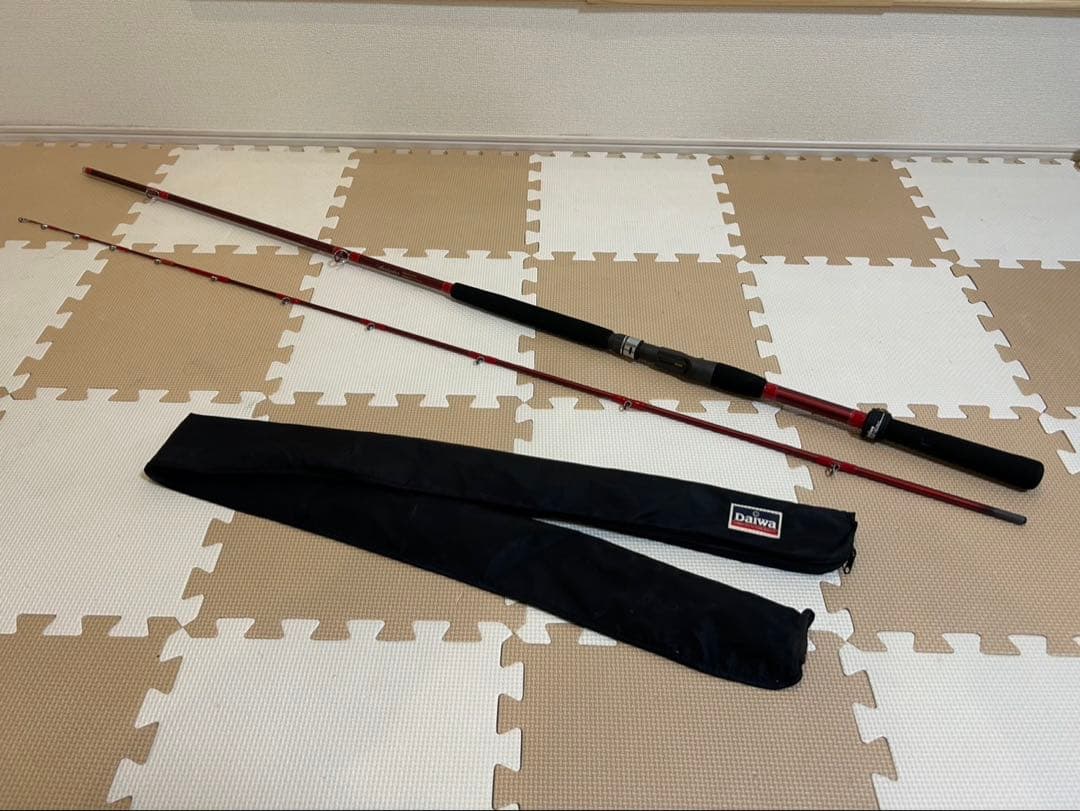 美品　ダイワ アナリスター ヒラメ H-270 船竿 ケース付き