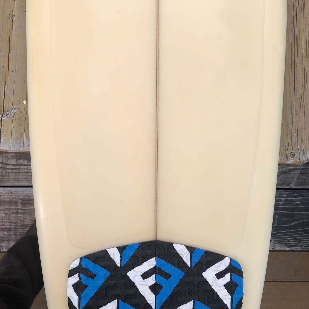 良品訳ありSWELLサーフボード6'2\"クリスタルデッキグリップハードケース付き