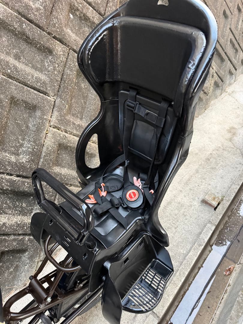 ブリヂストンの電動自転車（チャイルドシート付き） 8.9Ah バッテリー