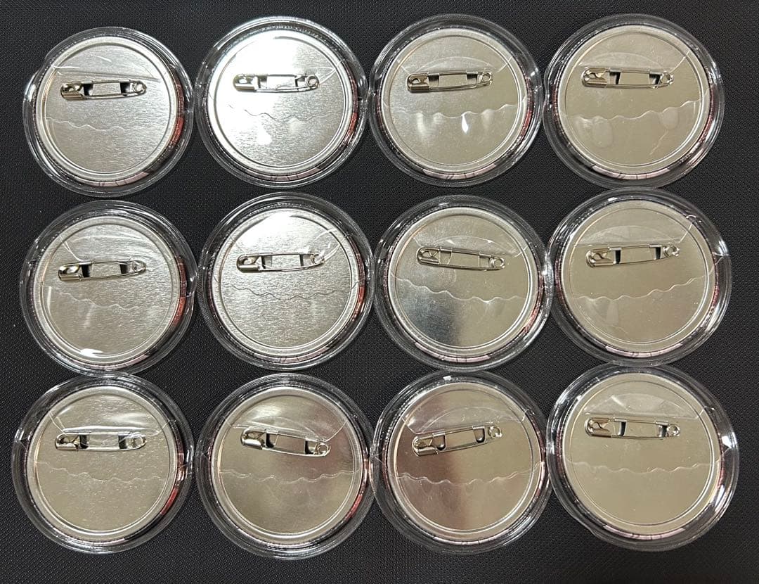 めろんぱーかー KAITOさん カニバ缶バッジセット