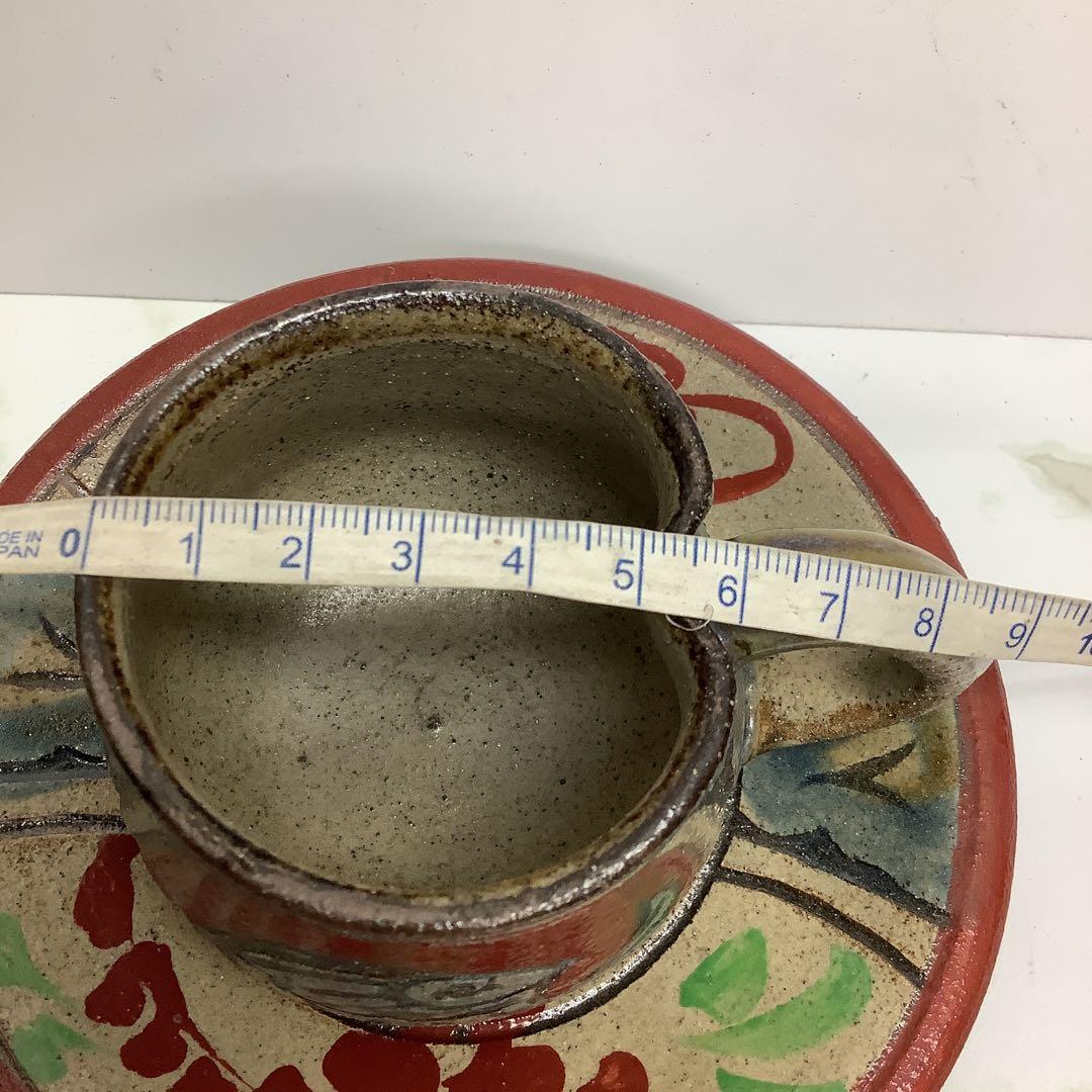 新品　沖縄県壺屋焼　小橋川清正　やちむん　赤絵魚紋　カップ&ソーサー　琉球陶器