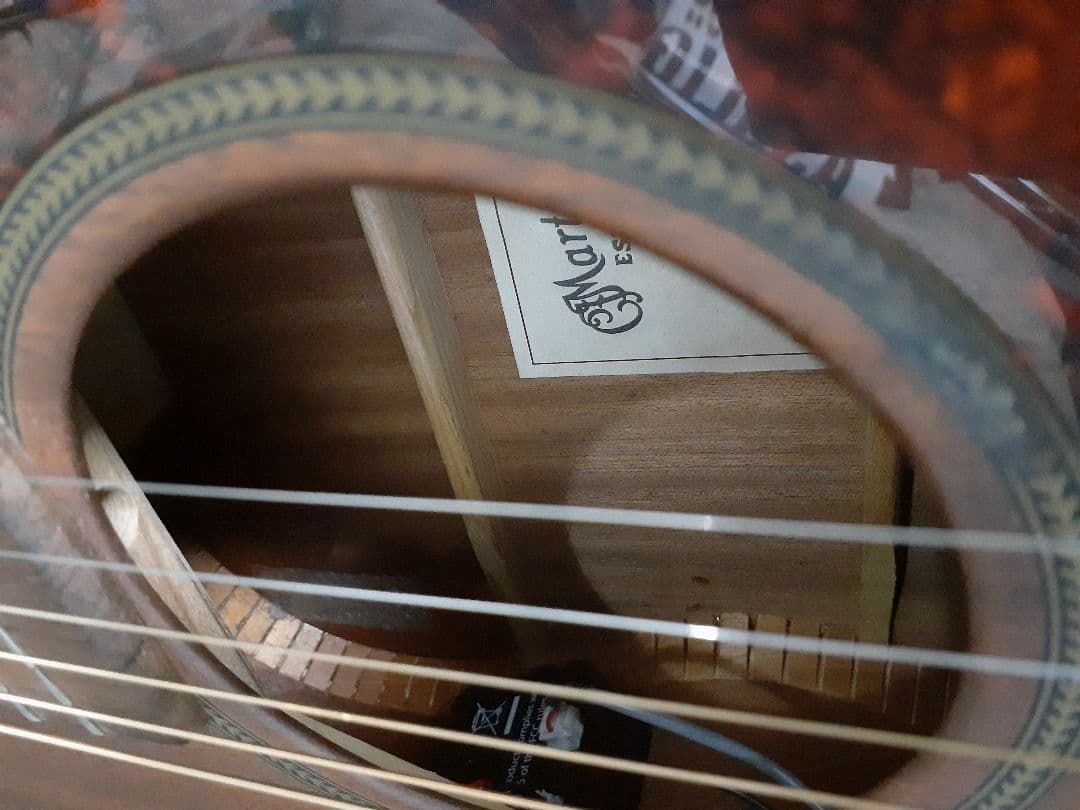 サトチャン、Martin 00-15 Mahogany エレアコ