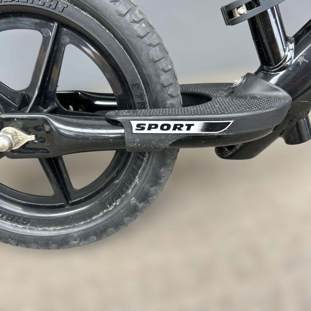 ストライダースポーツ　12インチ黒　専用袋付き