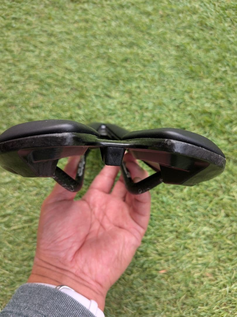 giant fleet slrカーボンサドル