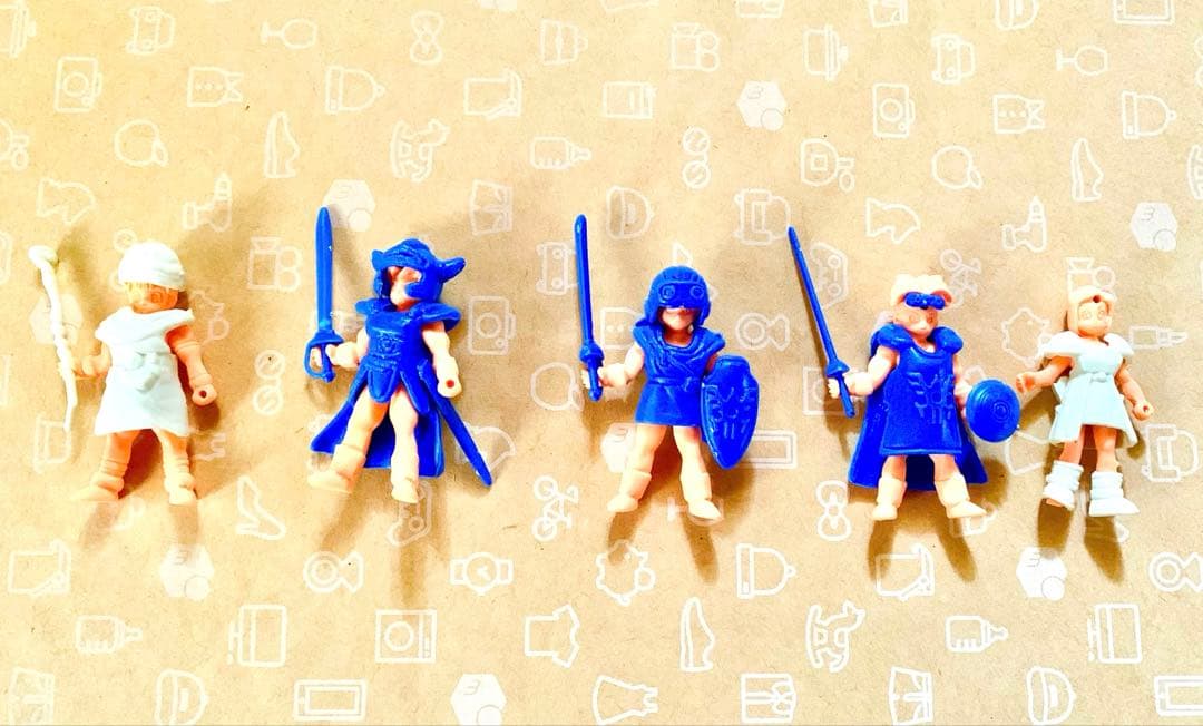 ドラゴンクエスト　クロスアップ　消しゴム　５体　希少