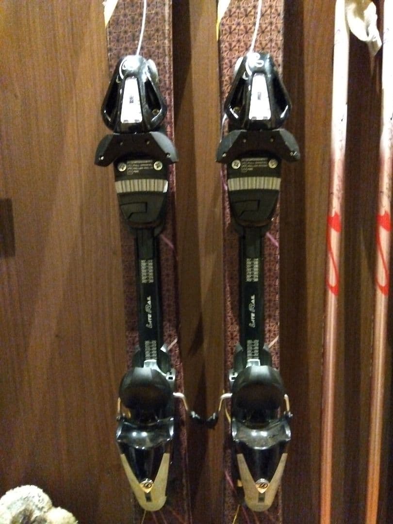 高級✨️ハイエンド✨️レディース用 カーボン スキーセット メンテ・WAX済み✔