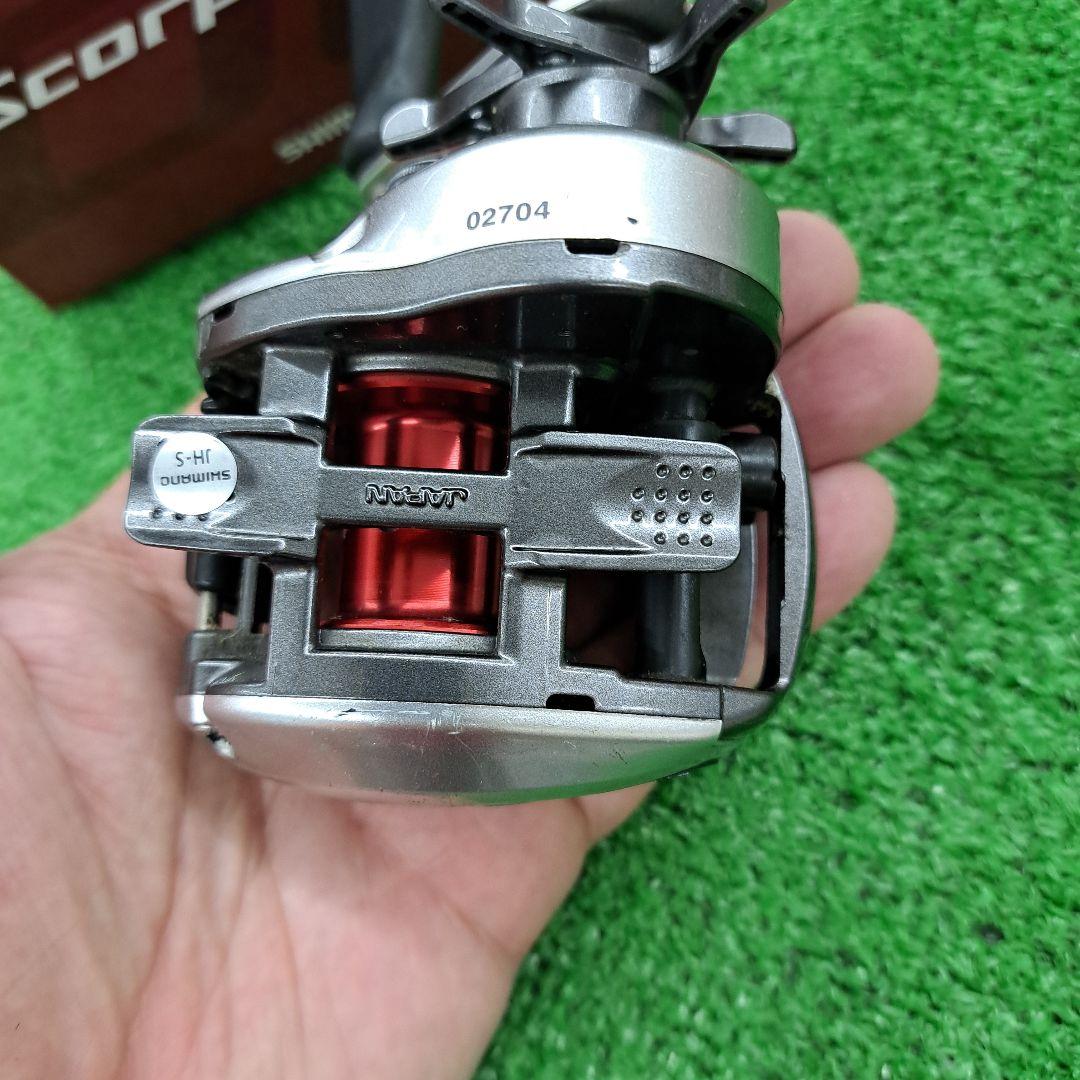 シマノ　11スコーピオンDC 　右