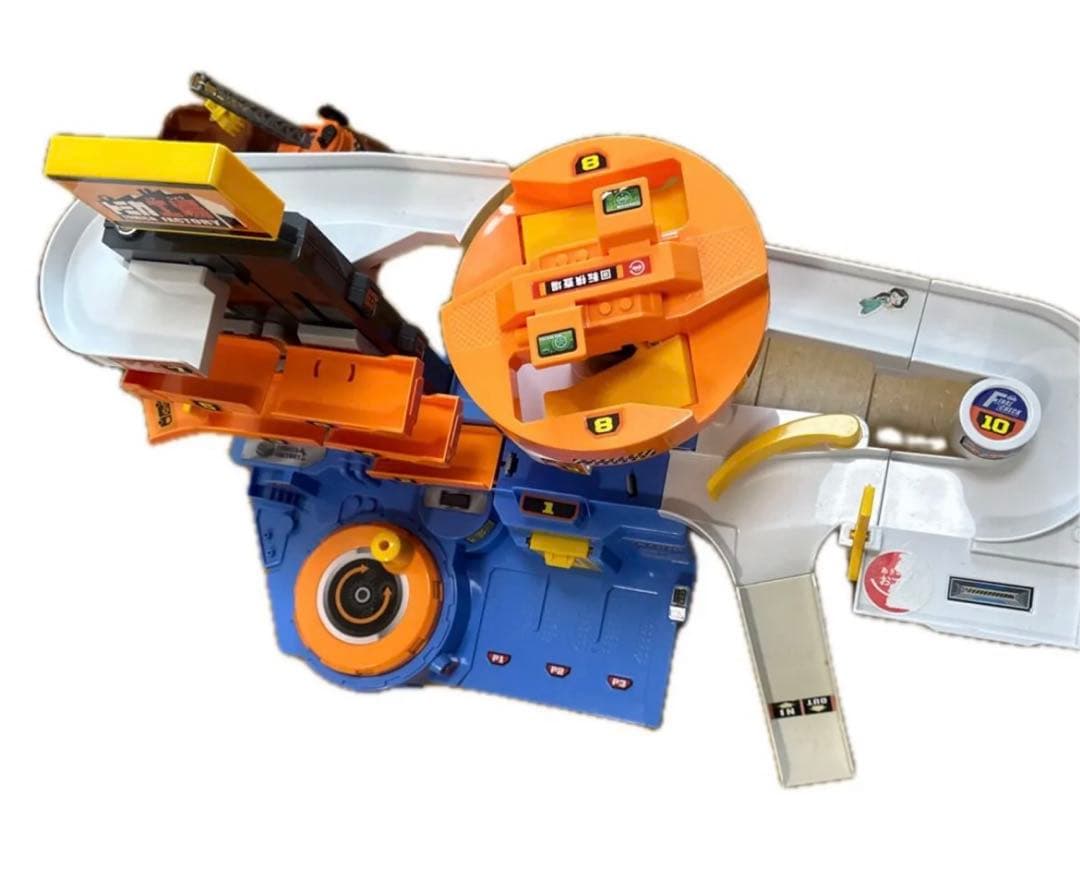 タカラトミー　トミカタウン　トミカワールド　工場　エネオス　駐車場　洗車場　交番