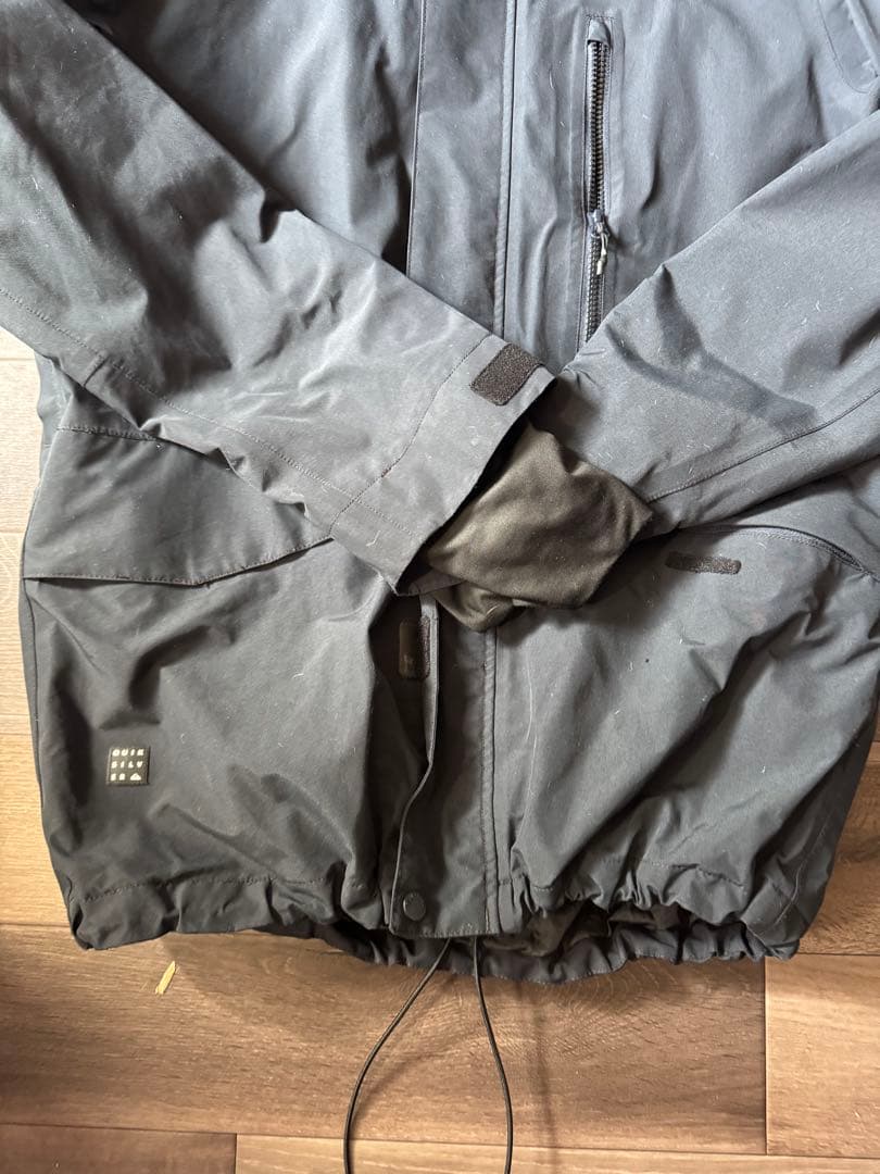 Quiksilverゴアテックス　スノーボードウェアセ　M 上下セット