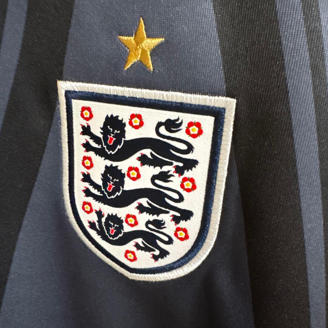 イングランド オーセンティック ゴールキーパー　Lサイズ