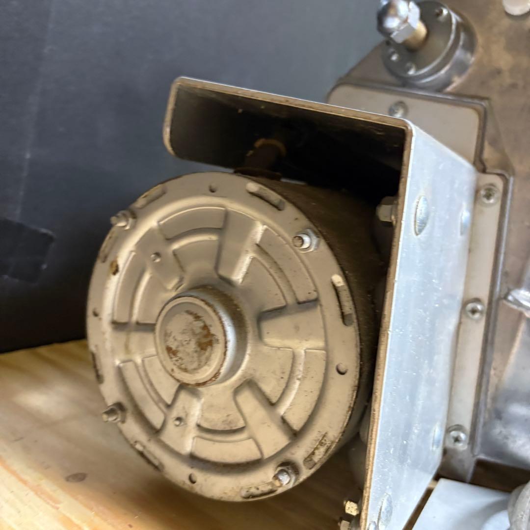 一枚切りパンスライサー 100ｖ ハクラ精機 アルファー70 　A-70型