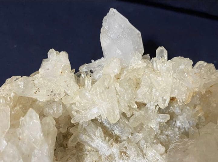 ヒマラヤンクォーツ　1.4kg 鉱物標本