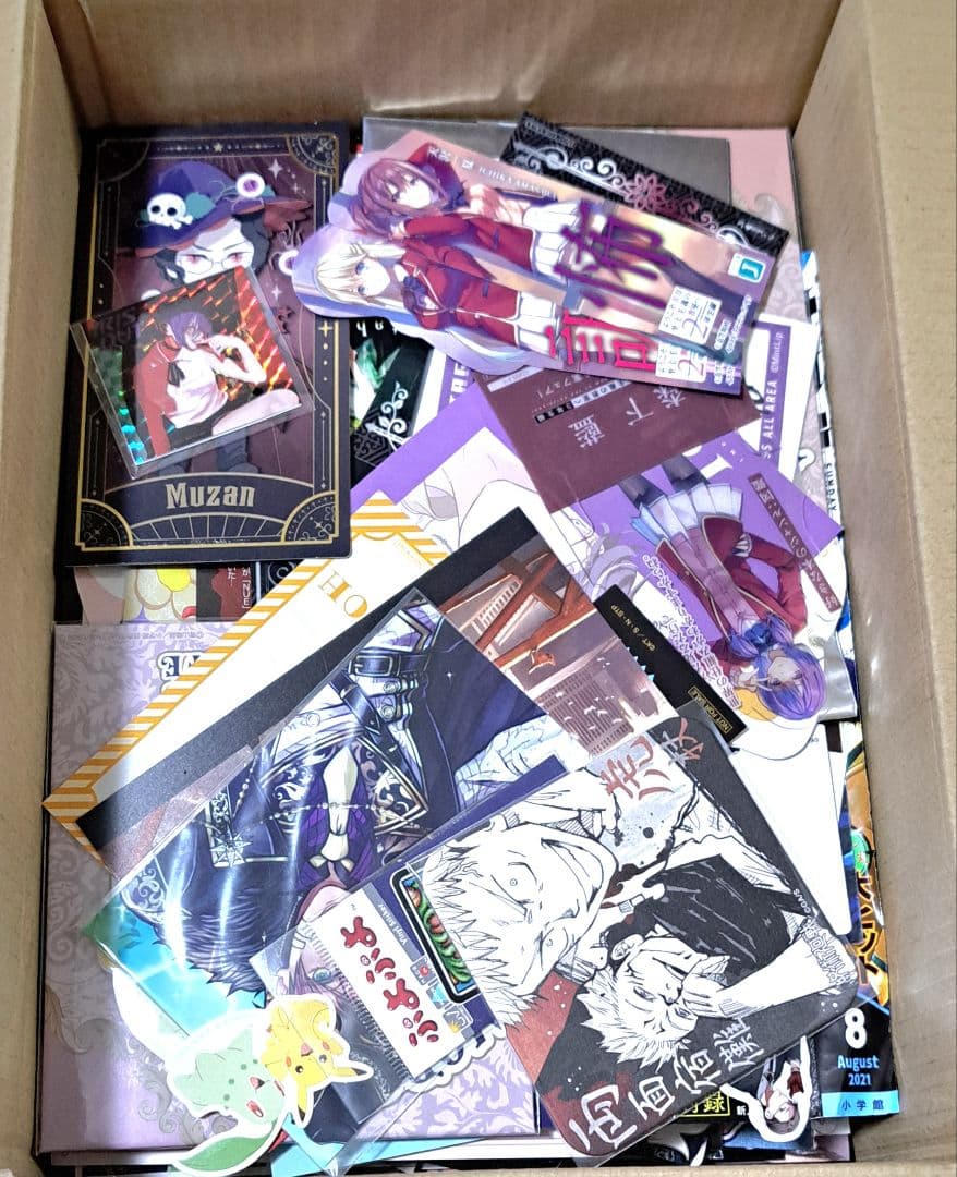 紙類　アニメ　ゲーム　まとめ売り　大量　ノンジャンル
