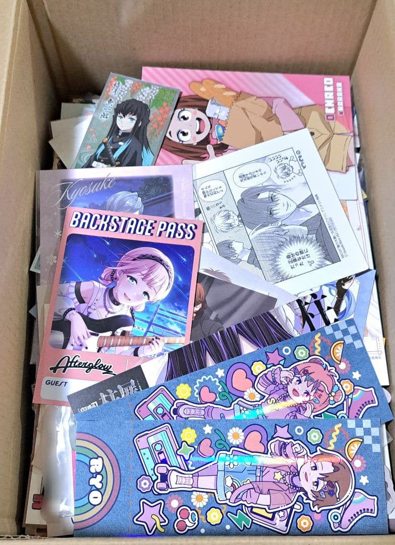 紙類　アニメ　ゲーム　まとめ売り　大量　ノンジャンル