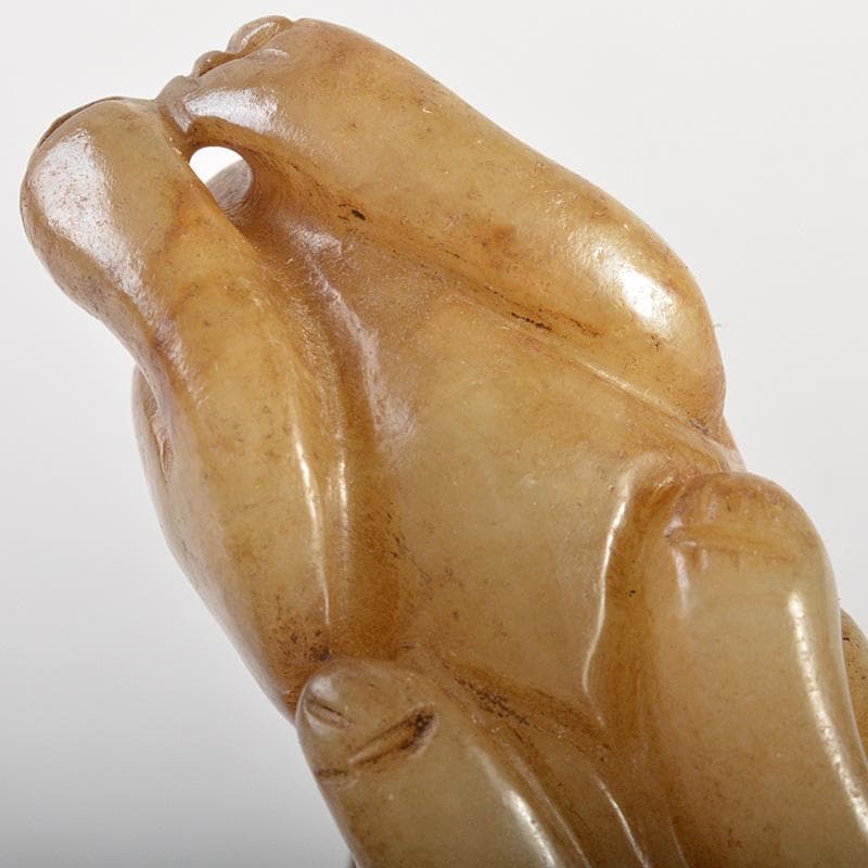 中国　玉石白玉彫刻　神獣　根付　紙鎮　置物　C　7706E