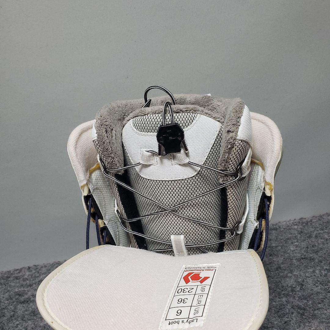美品 northwave 23.0cm レディース スノーボードブーツ