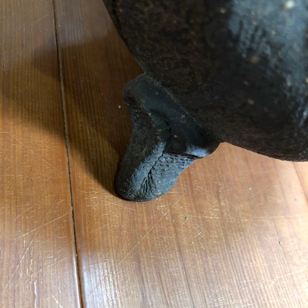 盆栽鉢 芸術的黒色陶器3本足 日本伝統工芸