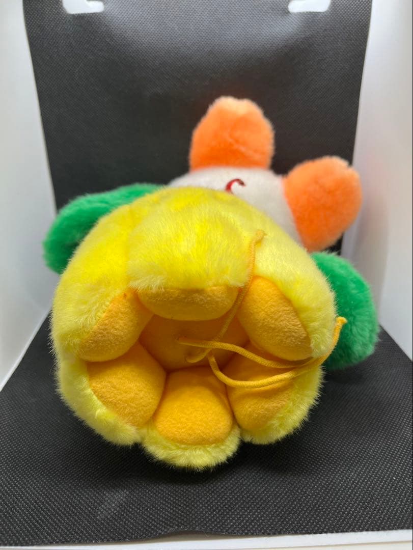 ハウステンボス　チューリーちゃん　チューリップ　ぬいぐるみ　オルゴール　レトロ