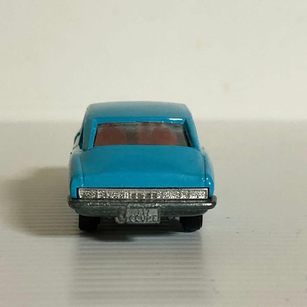 トミカ黒箱　No.10 いすゞ117クーペ1800XE (小田急特注)