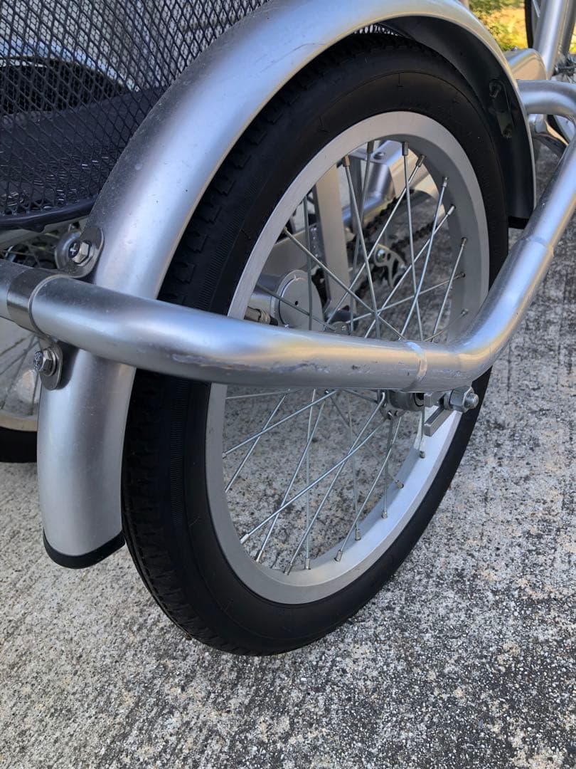 年末お値引き　引取り限定　レックス3輪シティサイクル グレー　20/16