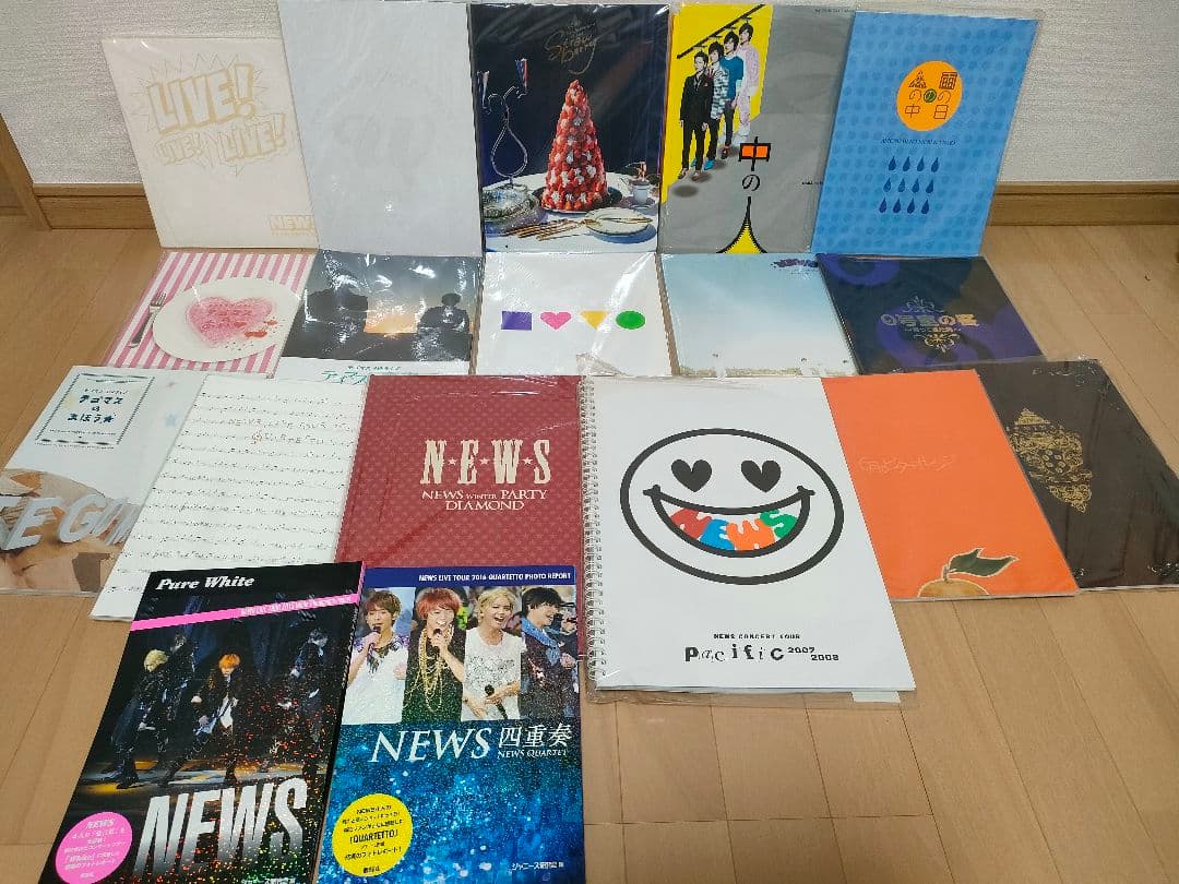 最終値下げ！　NEWS　まとめ売り　パンフレット　時計　カレンダー