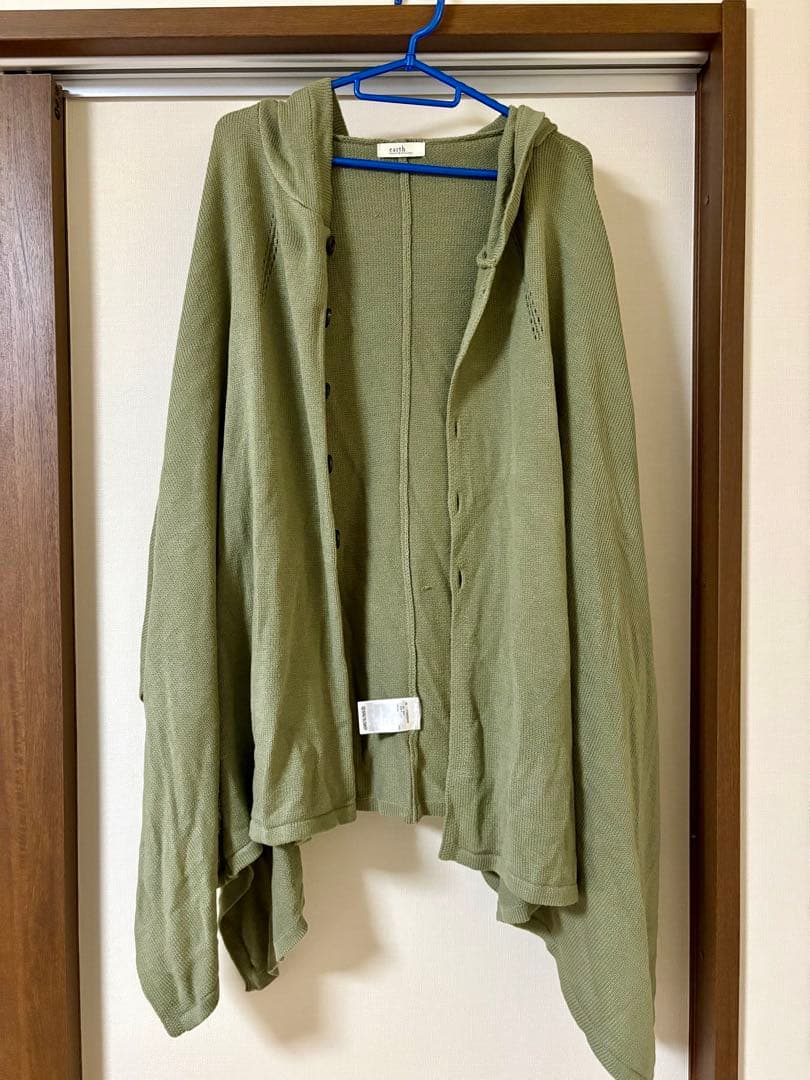 尾形百之助イメージ ポンチョカーディガン