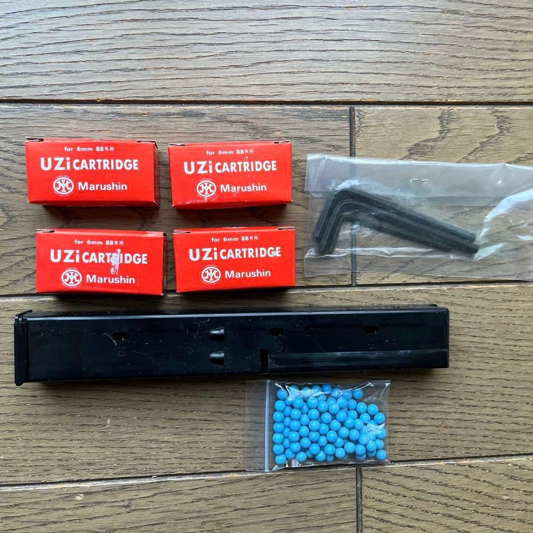 マルシン製UZI サブマシンガン