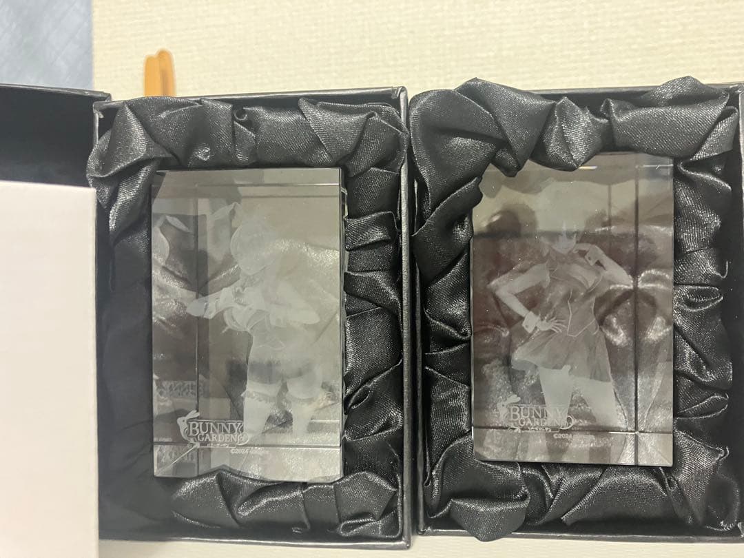 エビテン特典　花奈　美羽香　３Dクリスタルセット バニーガーデン